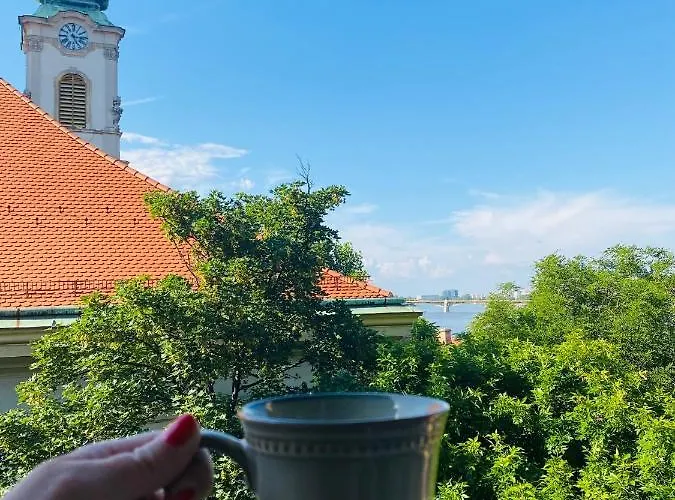 Mimi's * Budapest